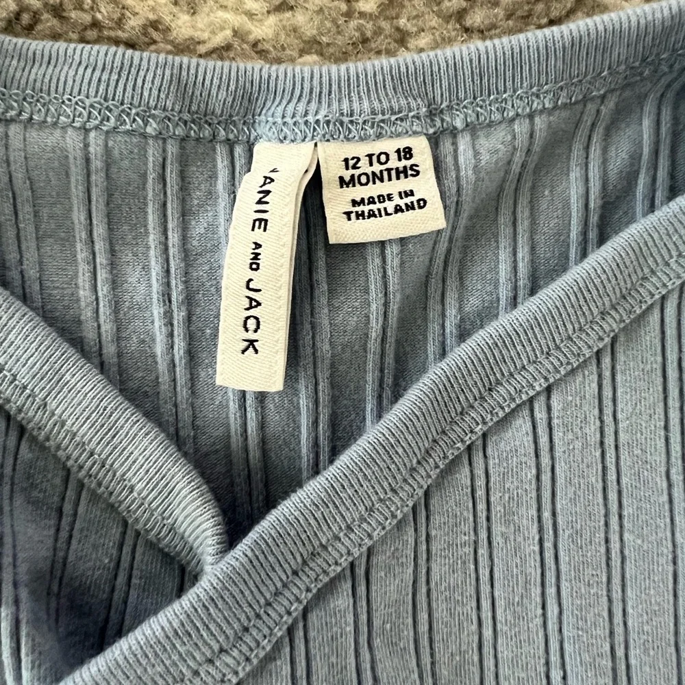 Janie‎ and Jack 12-18 months light blue wrap onesie
